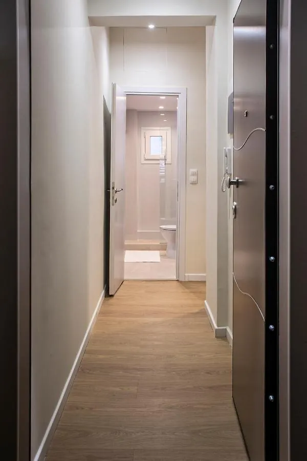 Super Fresh Central 1 Bedroom Lux Apartment Thessaloniki